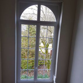 fenêtre d'antan en aluminium